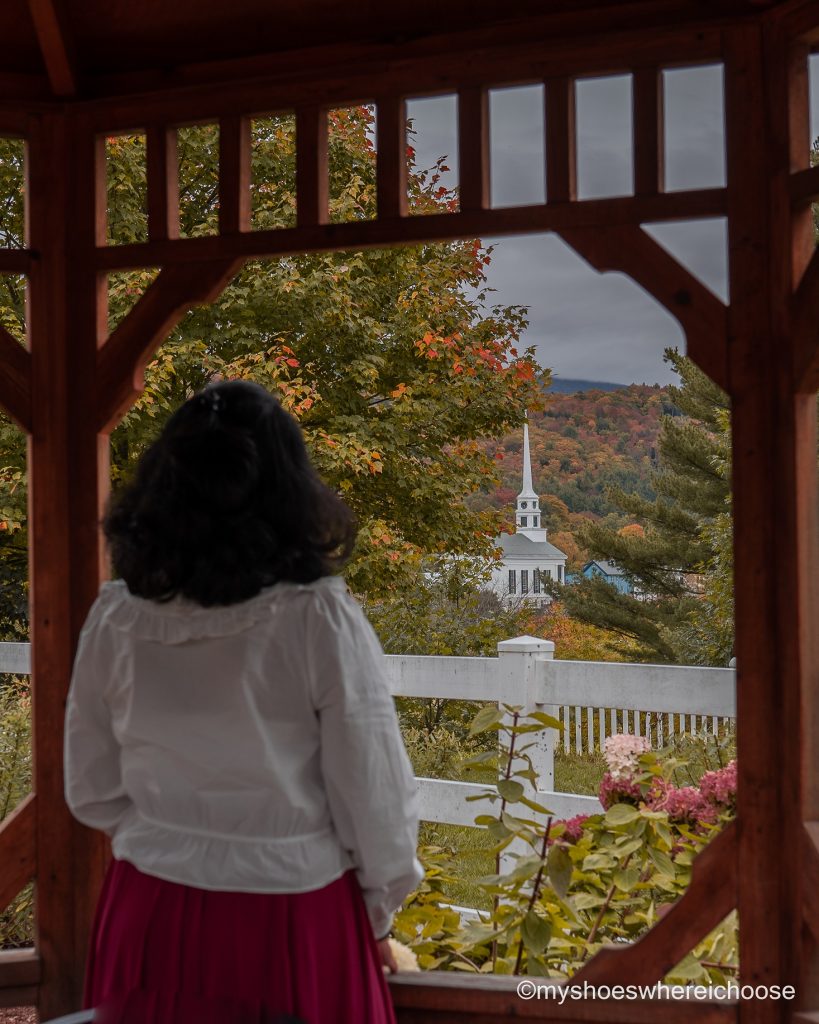 new england fall road trip - stowe community church, vermont