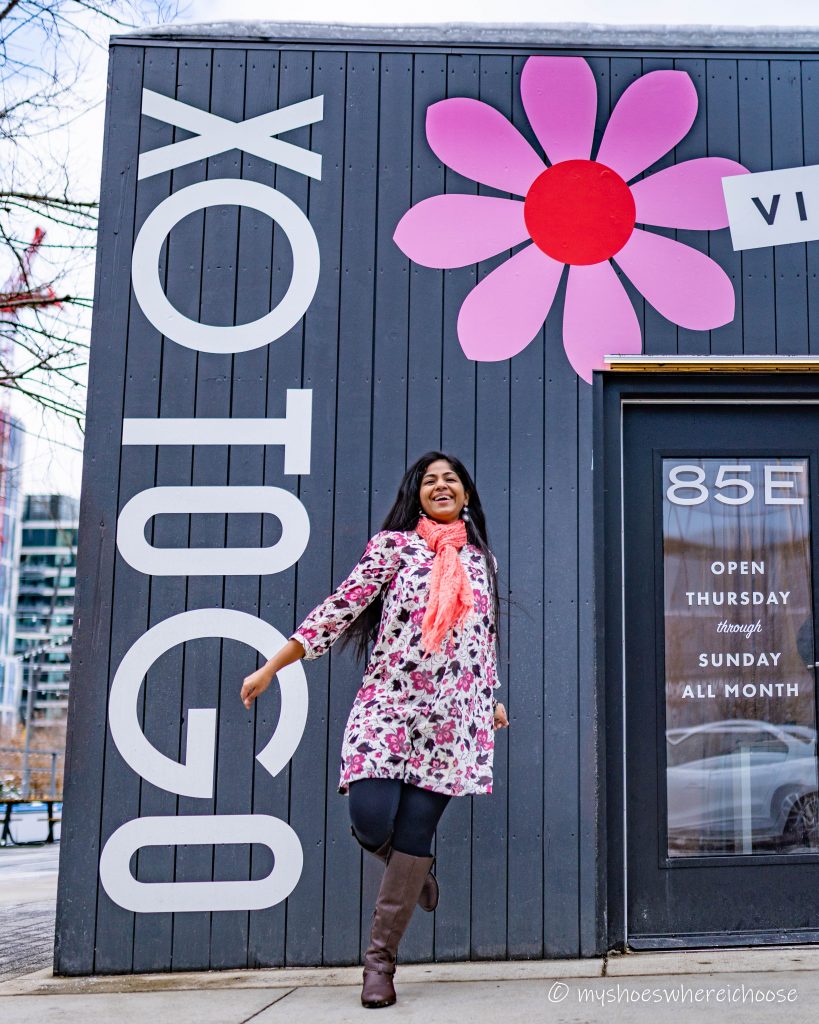 Valentines day photoshoot in Boston: Seaport District